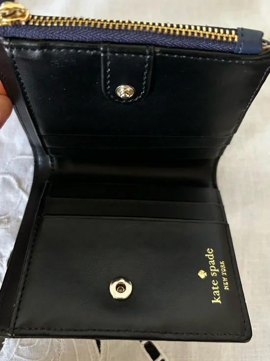 Kate Spade Wallet - Picture 2 of 3